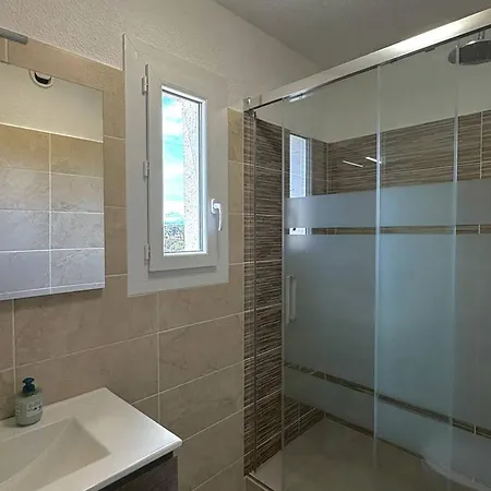T3, A 50m De La Avec Terrasse, Parking Et Ascenseur - - Fr-1-529-181 Διαμέρισμα Le Barcarès