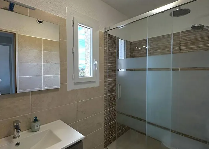 T3, A 50m De La Avec Terrasse, Parking Et Ascenseur - - Fr-1-529-181 Διαμέρισμα Le Barcarès